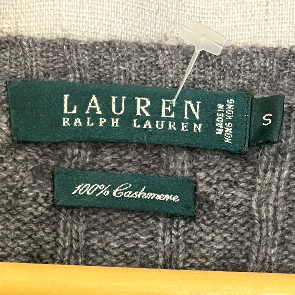 Ralph Lauren 100% Cashmere Charcoal V-Neck Sweater - Picture 7 of 9